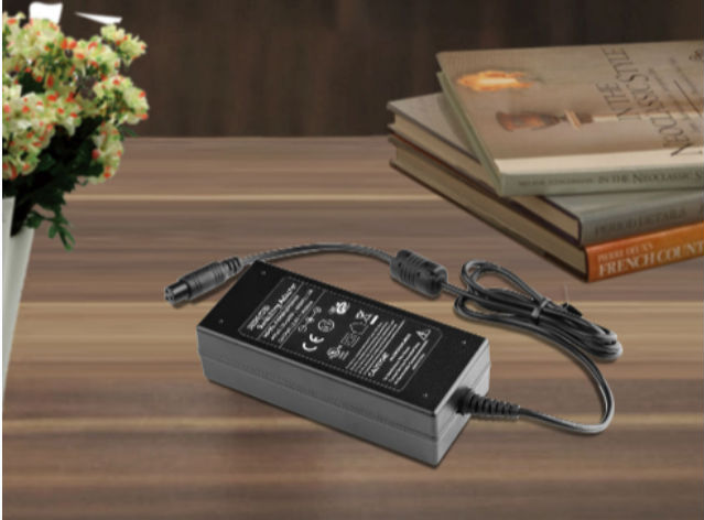 電源適配器 電源適配器